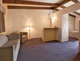 Executive Inn And Suites Waxahachie Ngoại thất bức ảnh